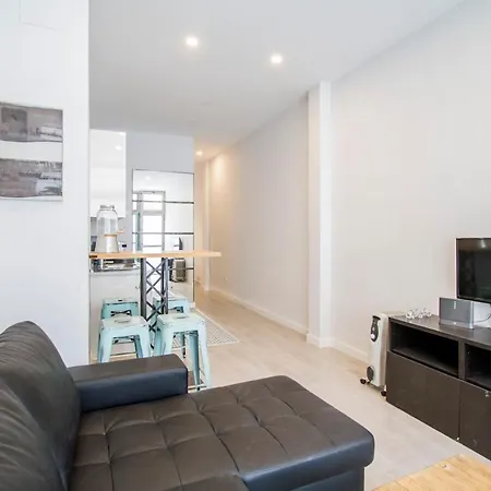 Moderno Estudio-Loft Chamartin Madrid Exterior foto