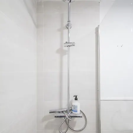 Moderno Estudio-Loft Chamartin Madrid Exterior foto